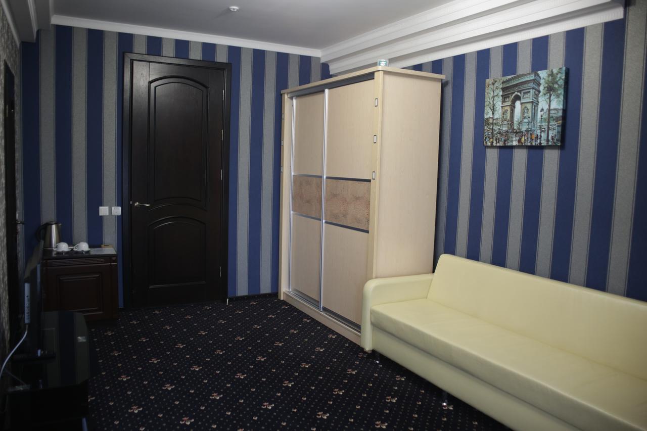 Garden Hall Ternopil Exterior foto